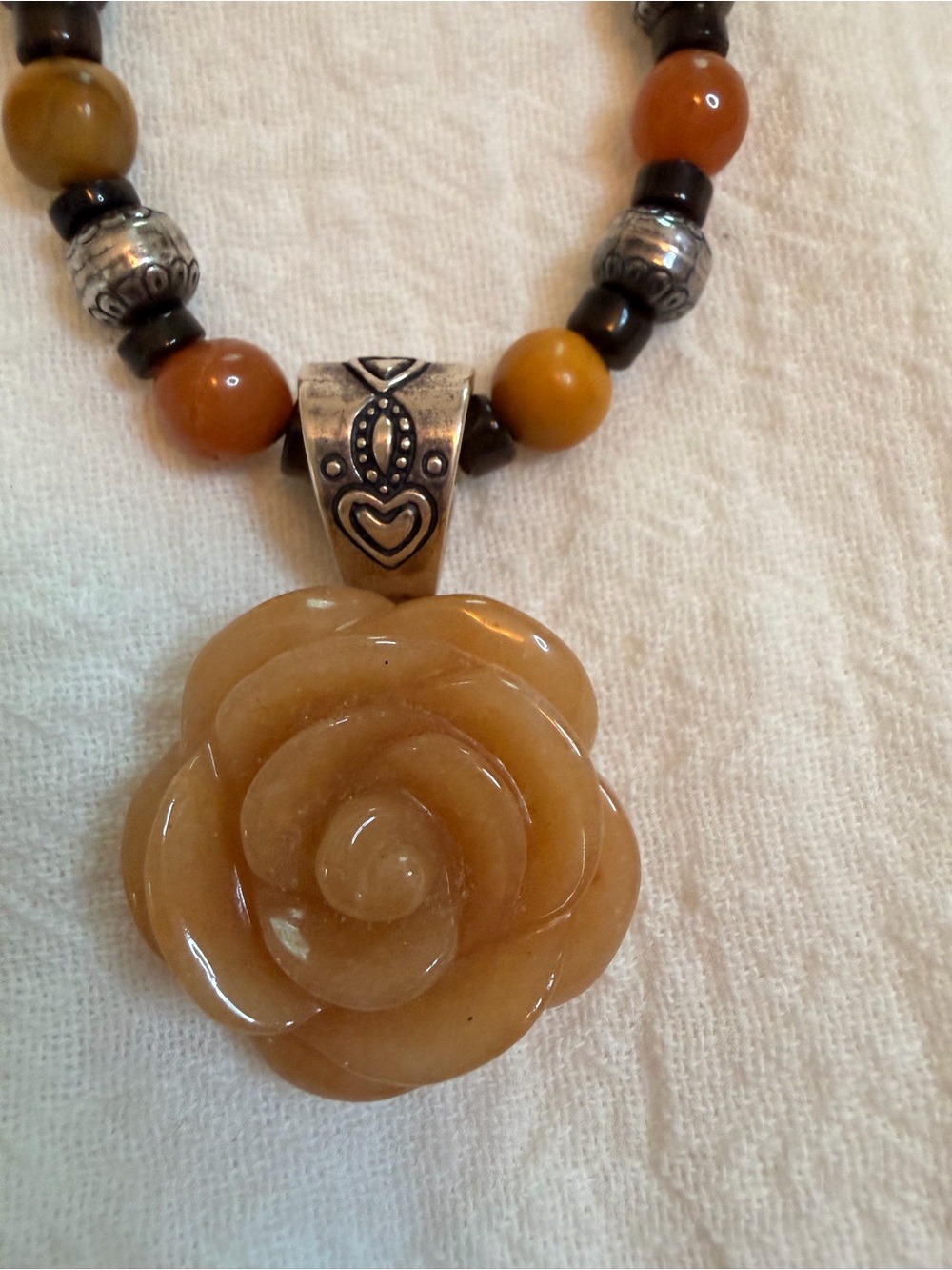Vintage Carolyn Pollack carved carnelian rose pendant  Necklace